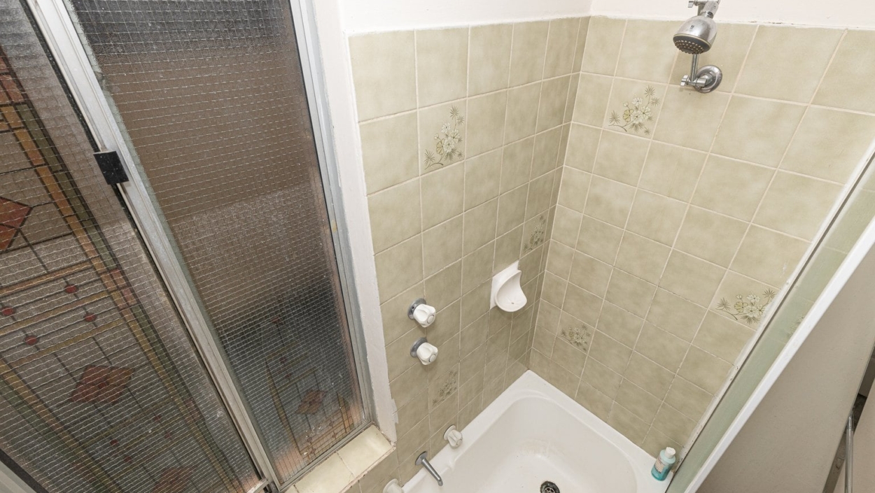 Centurion Real Estate - 64 Durrant Way - High Wycombe