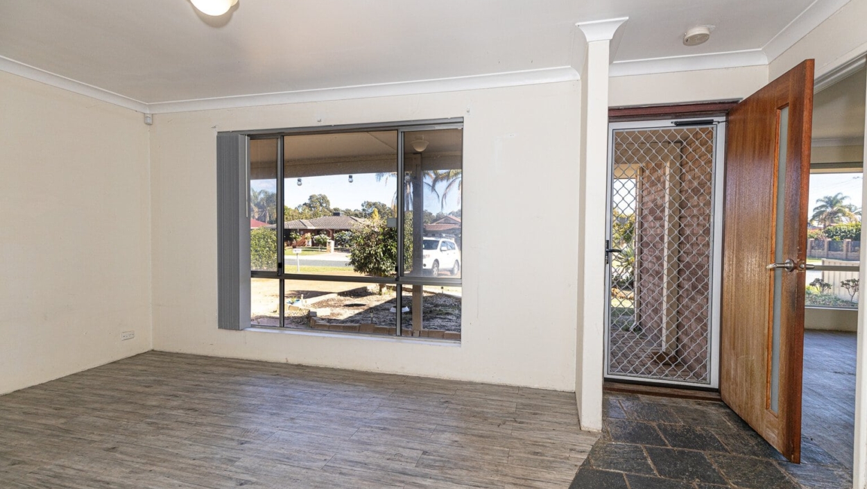 Centurion Real Estate - 64 Durrant Way - High Wycombe