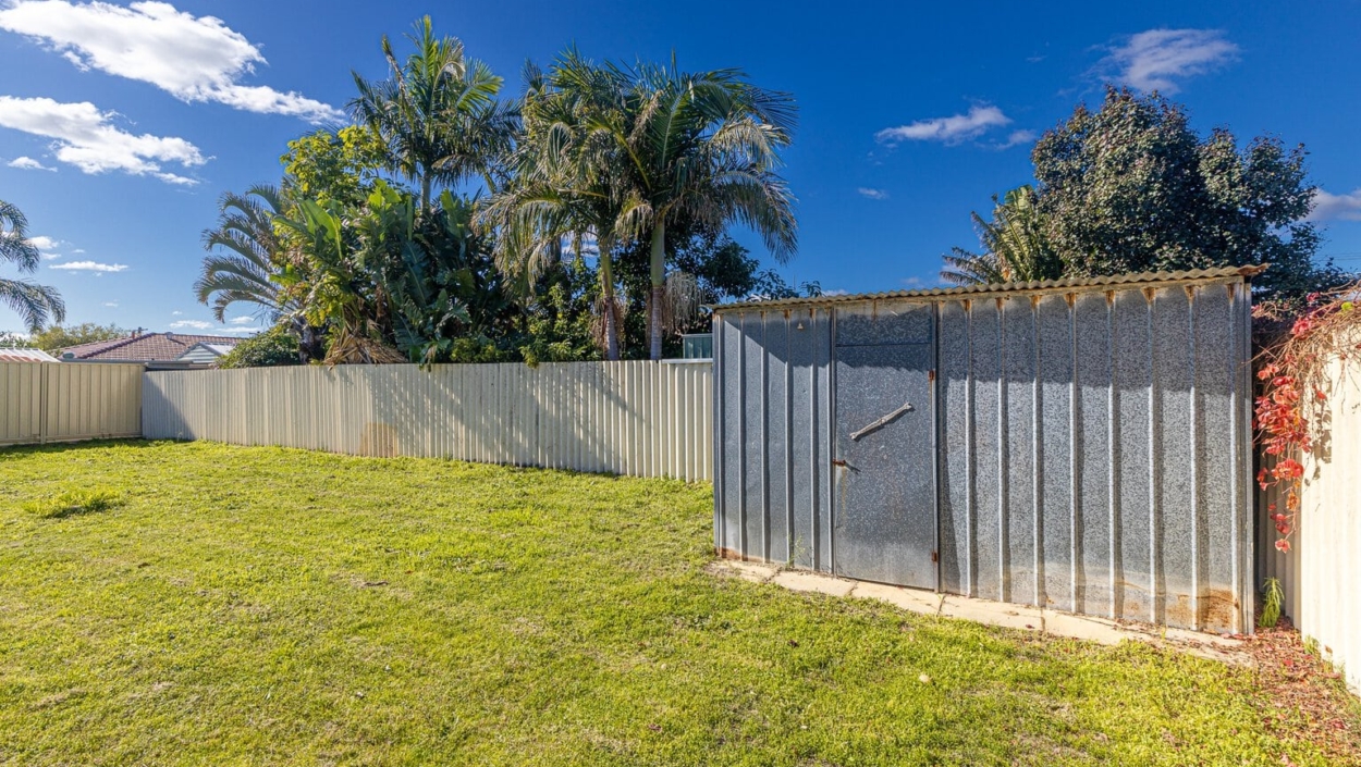 Centurion Real Estate - 64 Durrant Way - High Wycombe