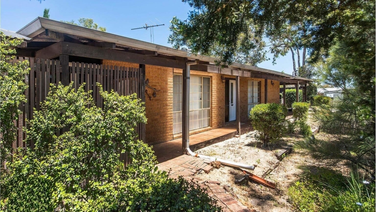 Centurion Real Estate - 5 White Road - Kalamunda