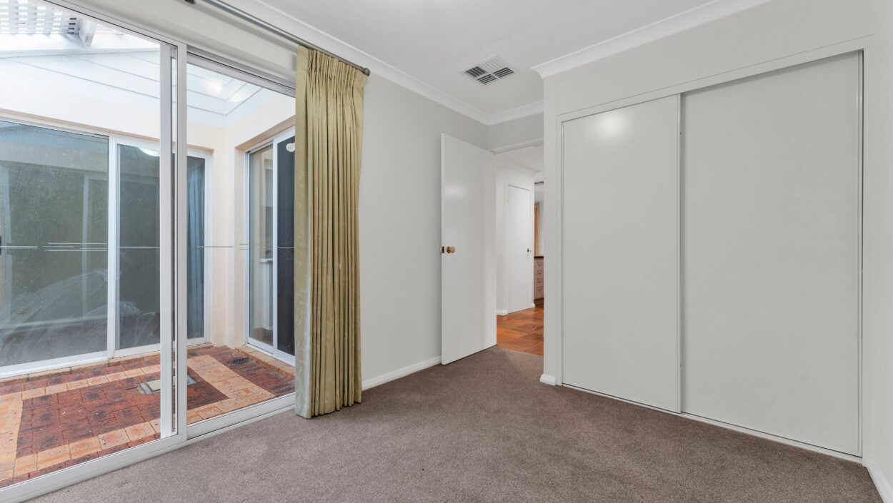 Centurion Real Estate - 110 Tibradden Circle - Ascot