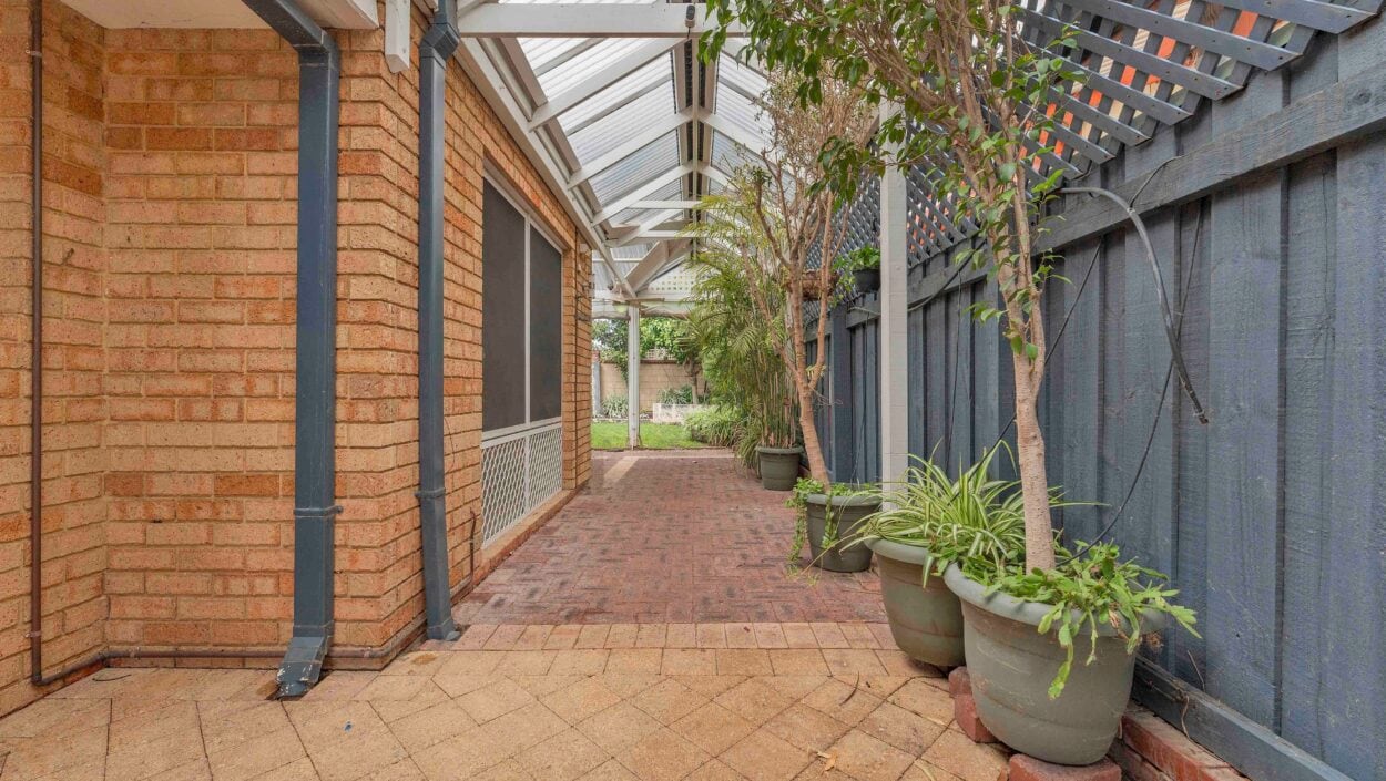 Centurion Real Estate - 110 Tibradden Circle - Ascot