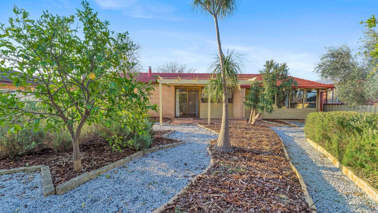 Centurion Real Estate - 23 Blue Gum Place - Midvale