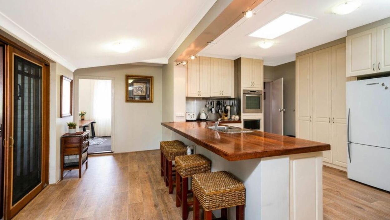 Centurion Real Estate - 3 Peter Road - High Wycombe