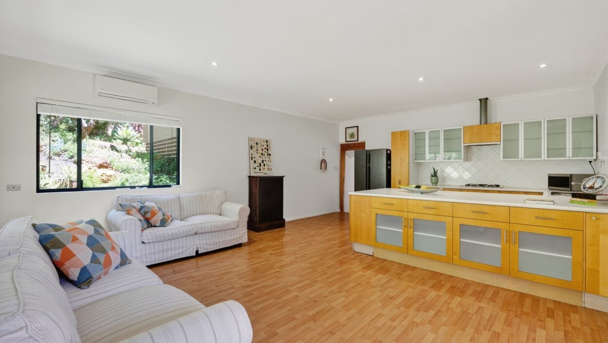 Centurion Real Estate - 16 Lascelles Parade - Gooseberry Hill