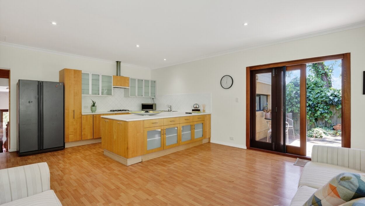 Centurion Real Estate - 16 Lascelles Parade - Gooseberry Hill