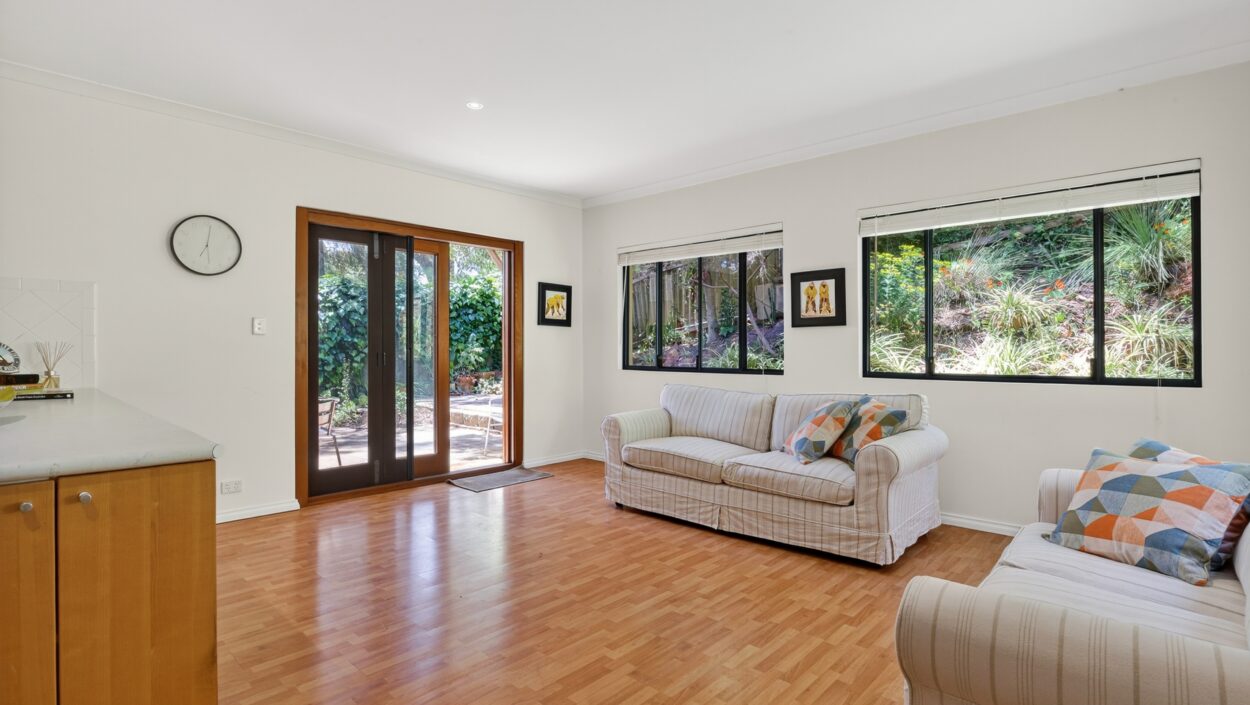 Centurion Real Estate - 16 Lascelles Parade - Gooseberry Hill