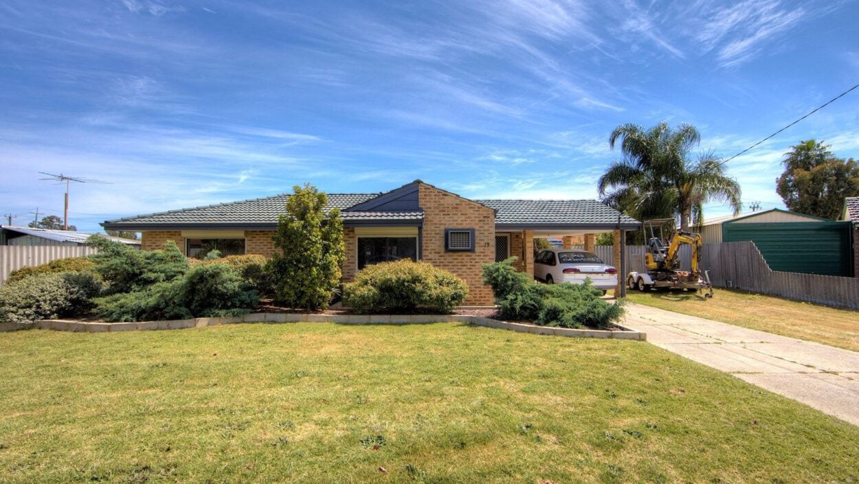 Centurion Real Estate - 13 Otway Crescent - High Wycombe