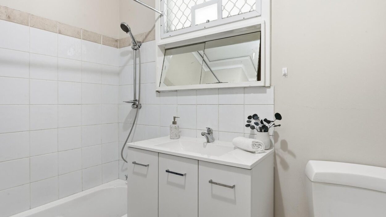 Centurion Real Estate - 59 Cyril Road - High Wycombe