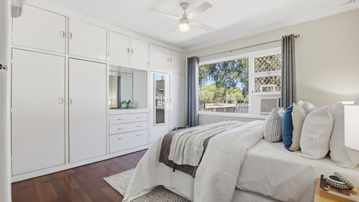 Centurion Real Estate - 59 Cyril Road - High Wycombe