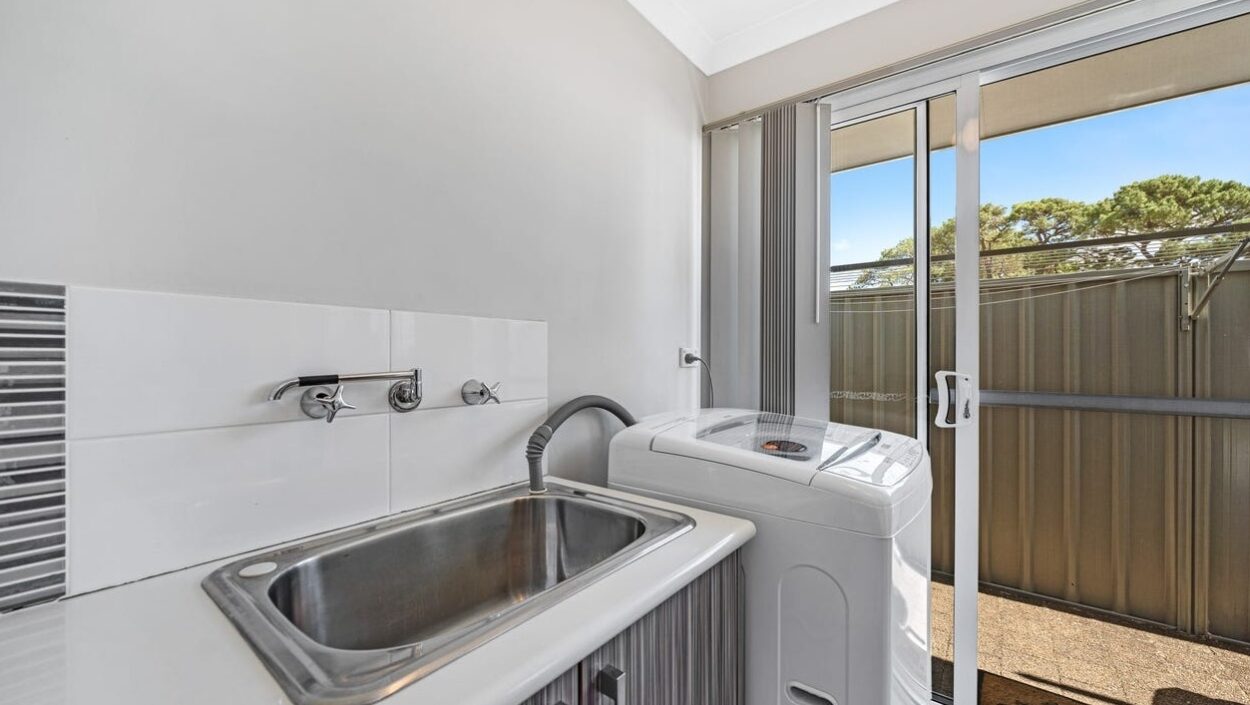 Centurion Real Estate - 7 Ling Place - High Wycombe