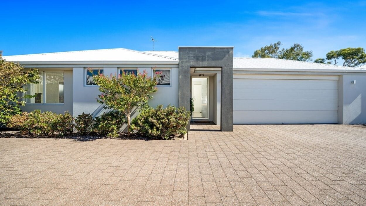 Centurion Real Estate - 7 Ling Place - High Wycombe