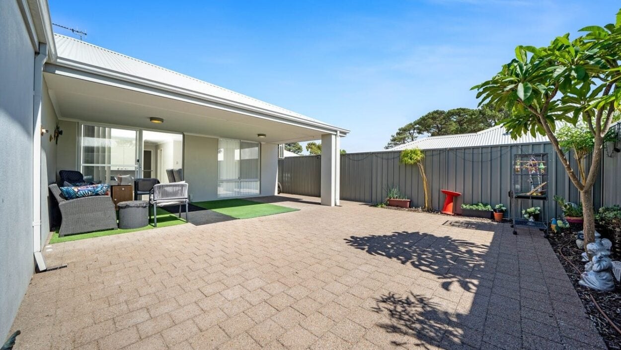 Centurion Real Estate - 7 Ling Place - High Wycombe