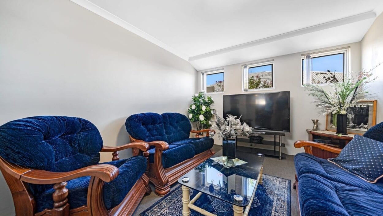 Centurion Real Estate - 7 Ling Place - High Wycombe