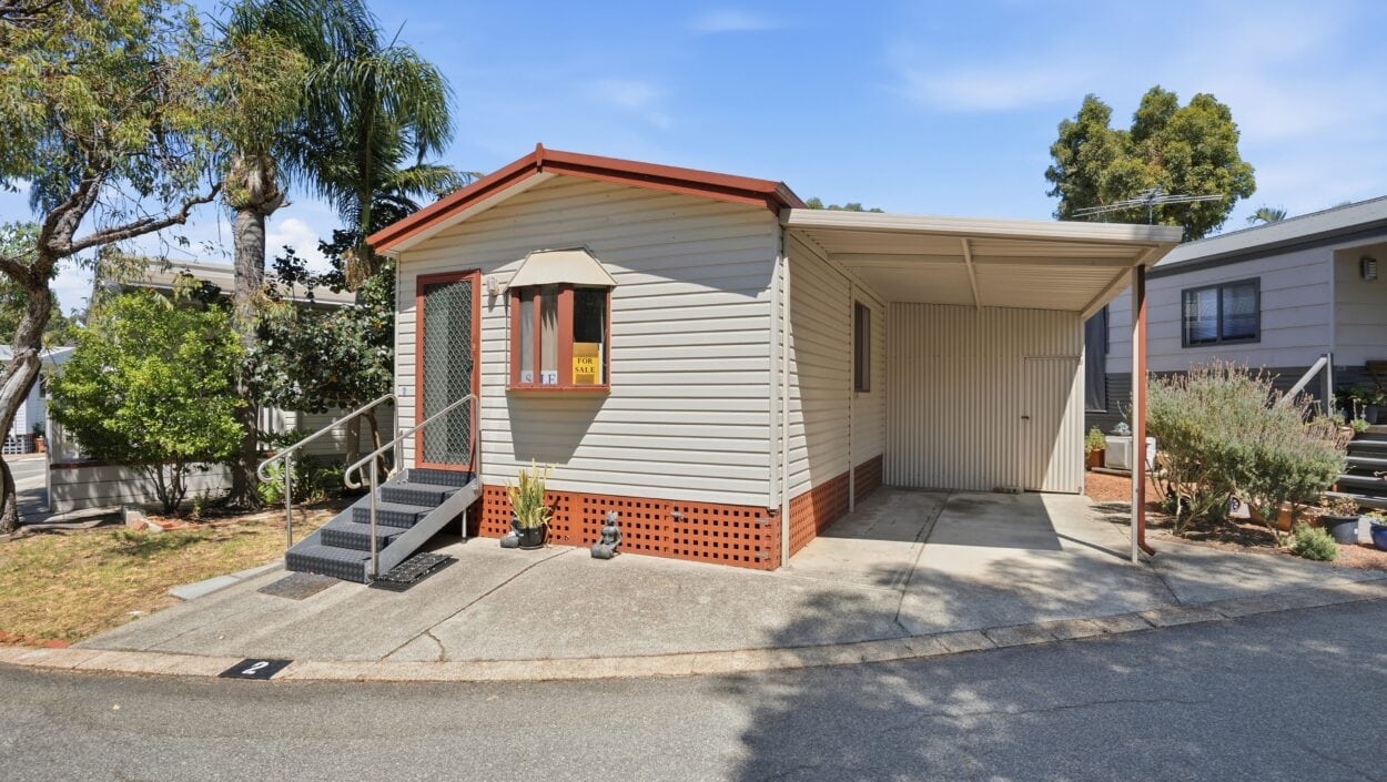 Centurion Real Estate - 351 Hawtin Road - Forrestfield