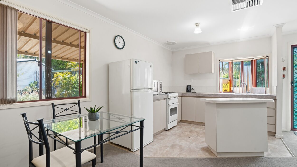 Centurion Real Estate - 351 Hawtin Road - Forrestfield