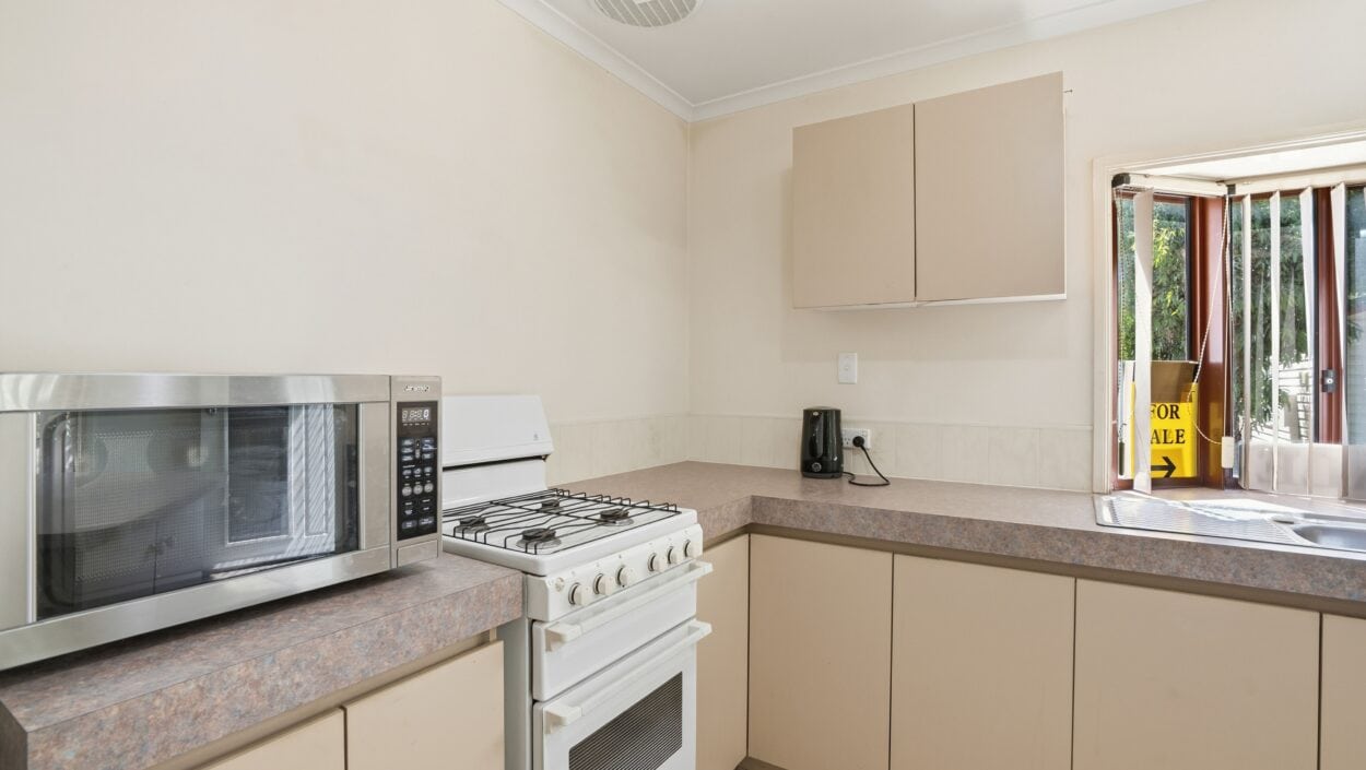 Centurion Real Estate - 351 Hawtin Road - Forrestfield